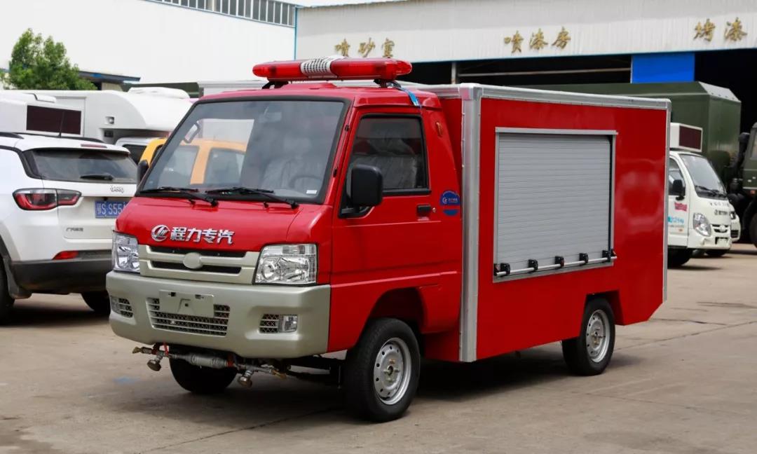 為國家電網(wǎng)提供一流產(chǎn)品，程力新能源人工智能搶險救援車首批訂單圓滿交車